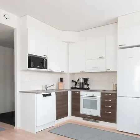 Northern Sauna With Heated Garage شقة روفانييمي