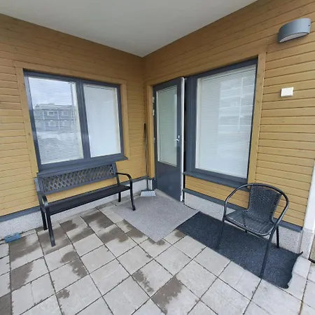 Northern Sauna With Heated Garage شقة روفانييمي