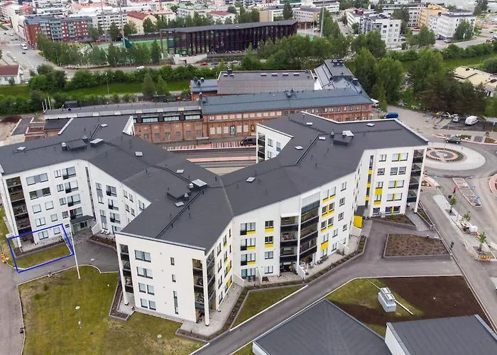 Northern Sauna With Heated Garage רובניימי