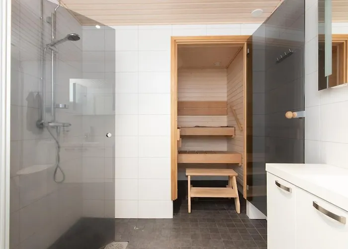 Northern Sauna With Heated Garage Apartamento *