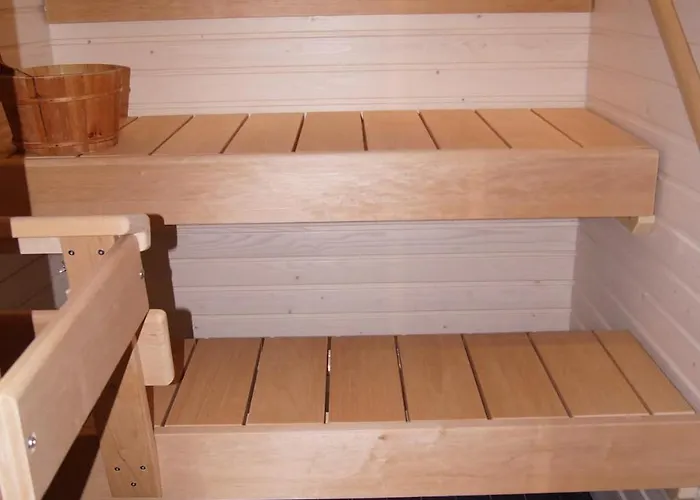 Northern Sauna With Heated Garage Apartamento