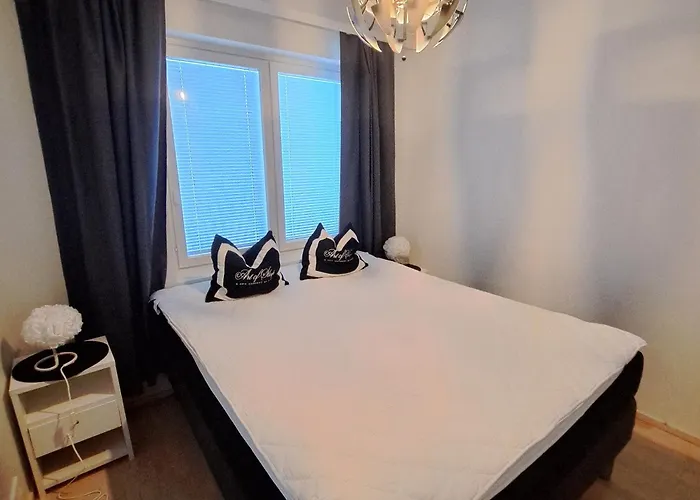 Northern Sauna With Heated Garage *